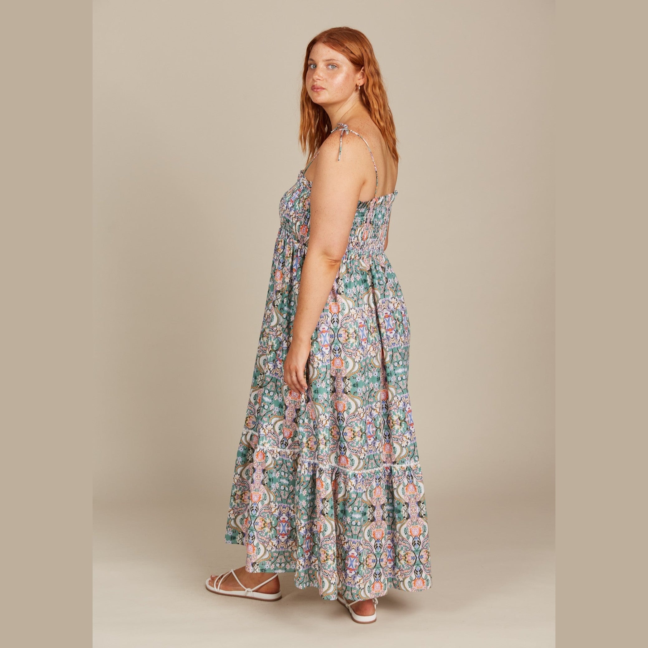 Remi Shirred Maxi -Raspberry/ Isle Of Mine
