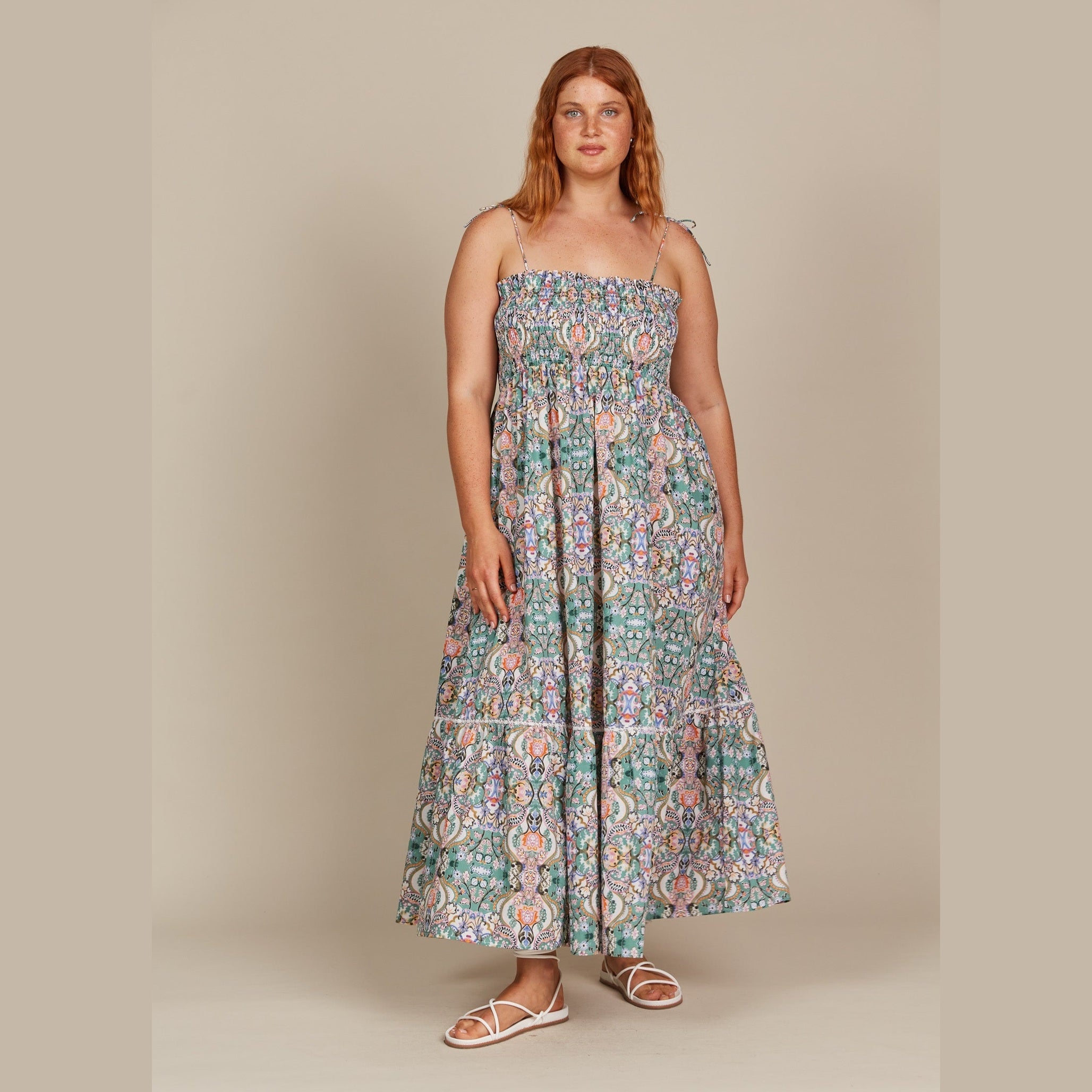 Remi Shirred Maxi -Raspberry/ Isle Of Mine
