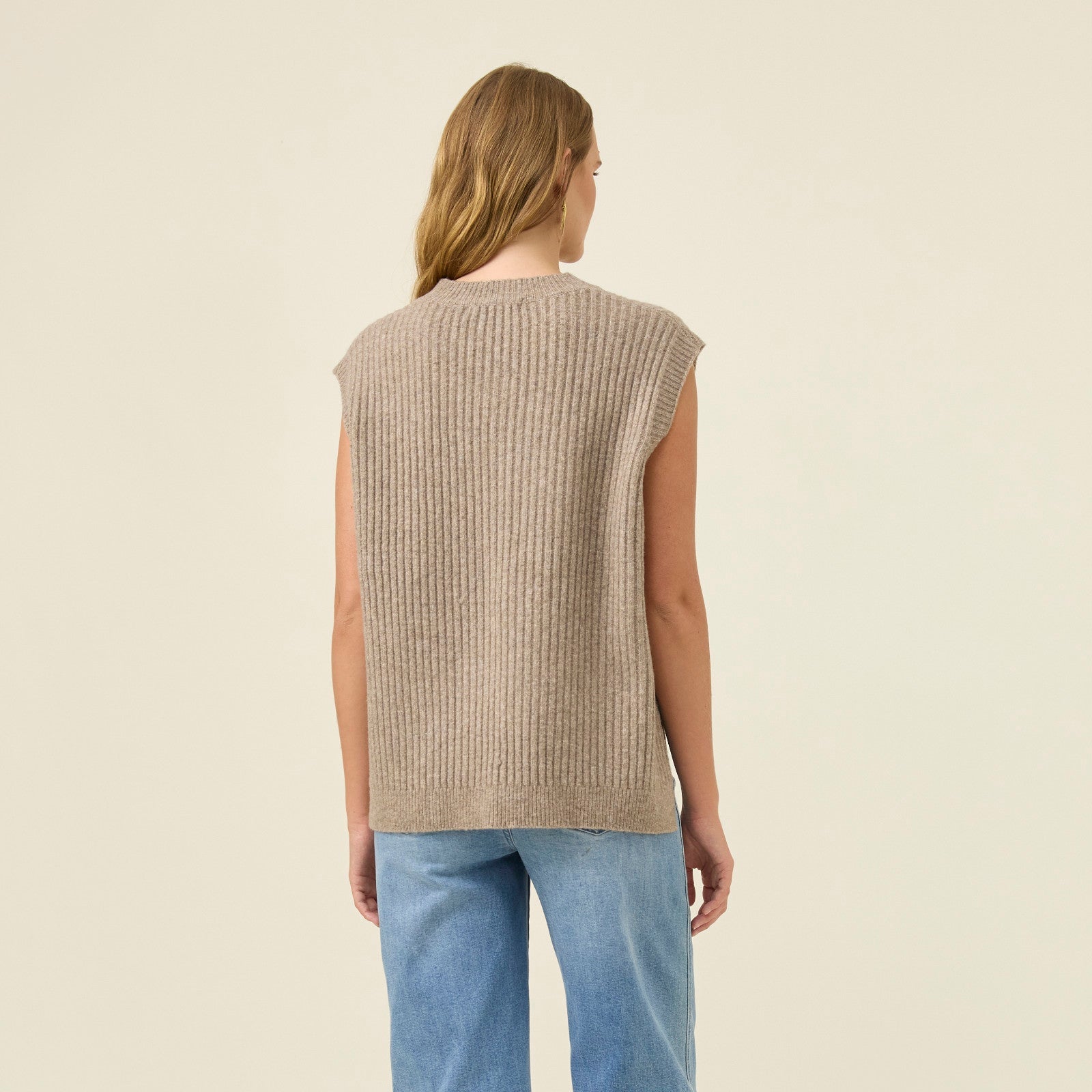 Miru Crew Knit Vest - Stone