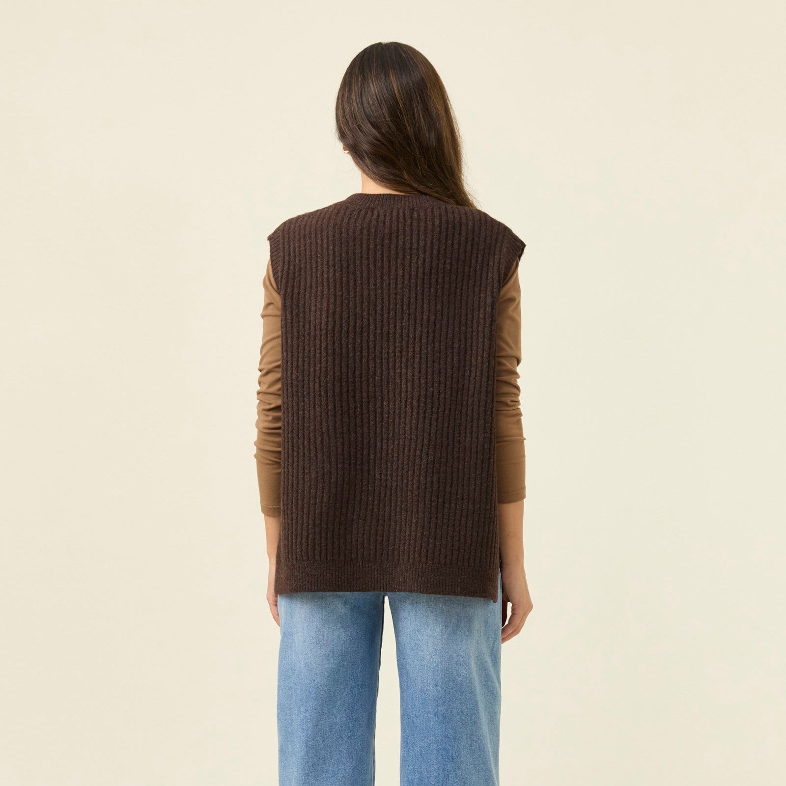 Miru Crew Knit Vest - Chocolate