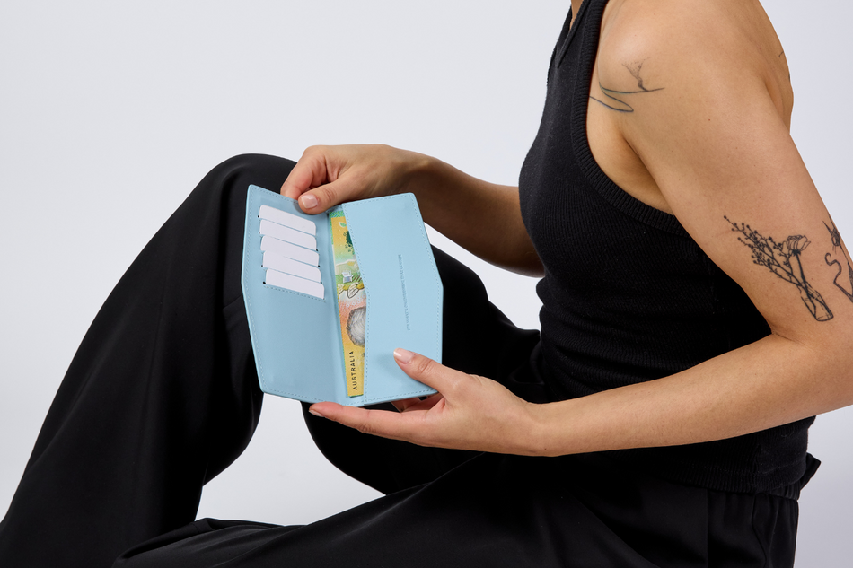 The Swallet - Sky Blue / FOX AND LEO