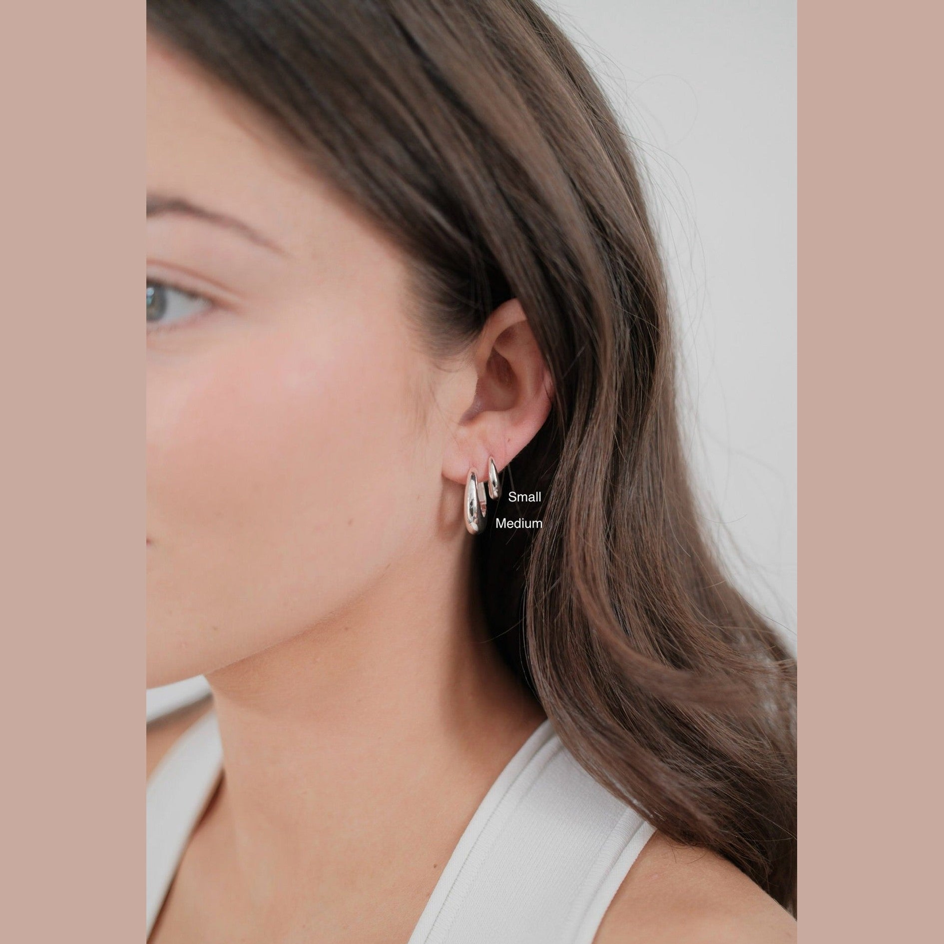 Cleo Hoop (Medium) - Silver