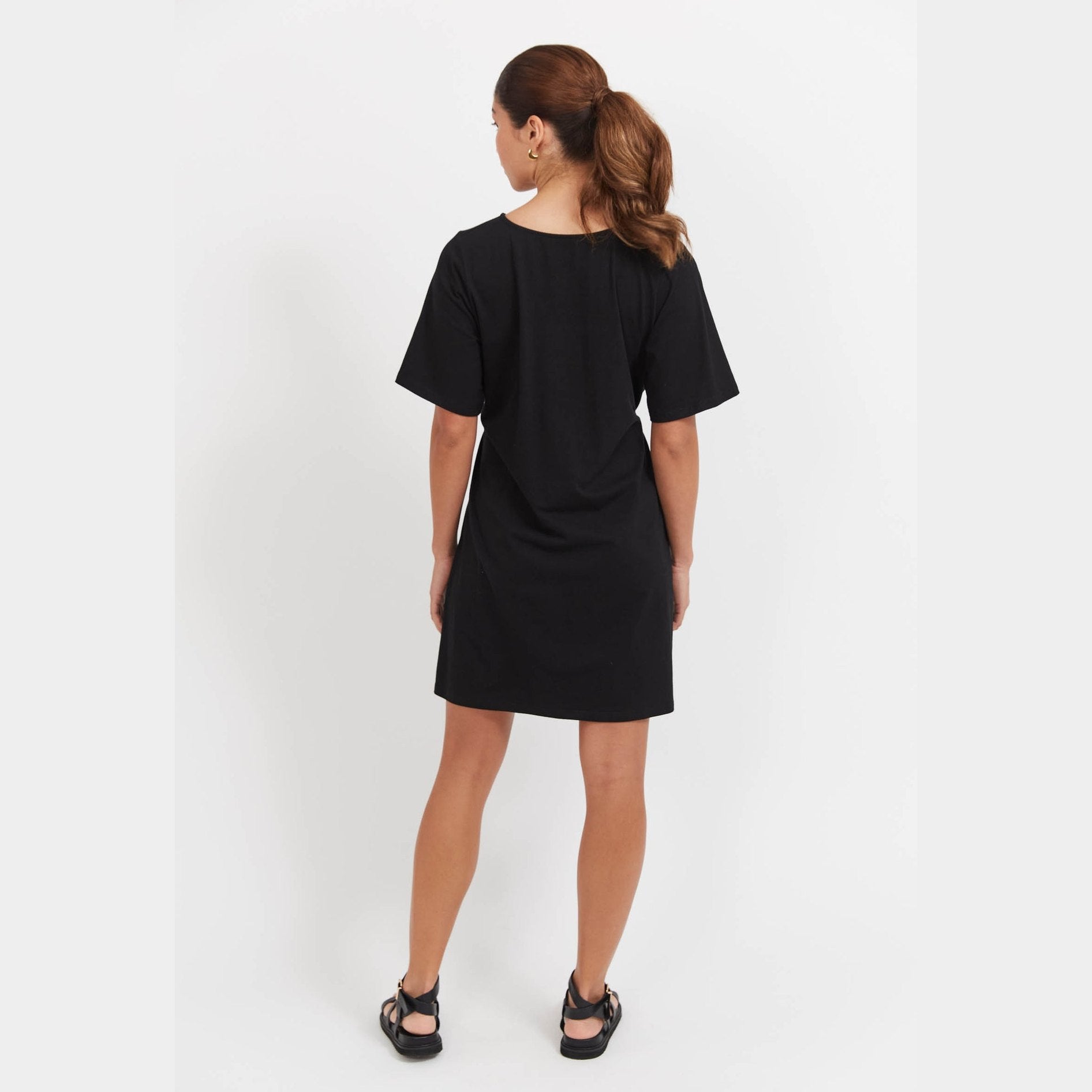 Jardin T-Shirt Dress Black - Haven