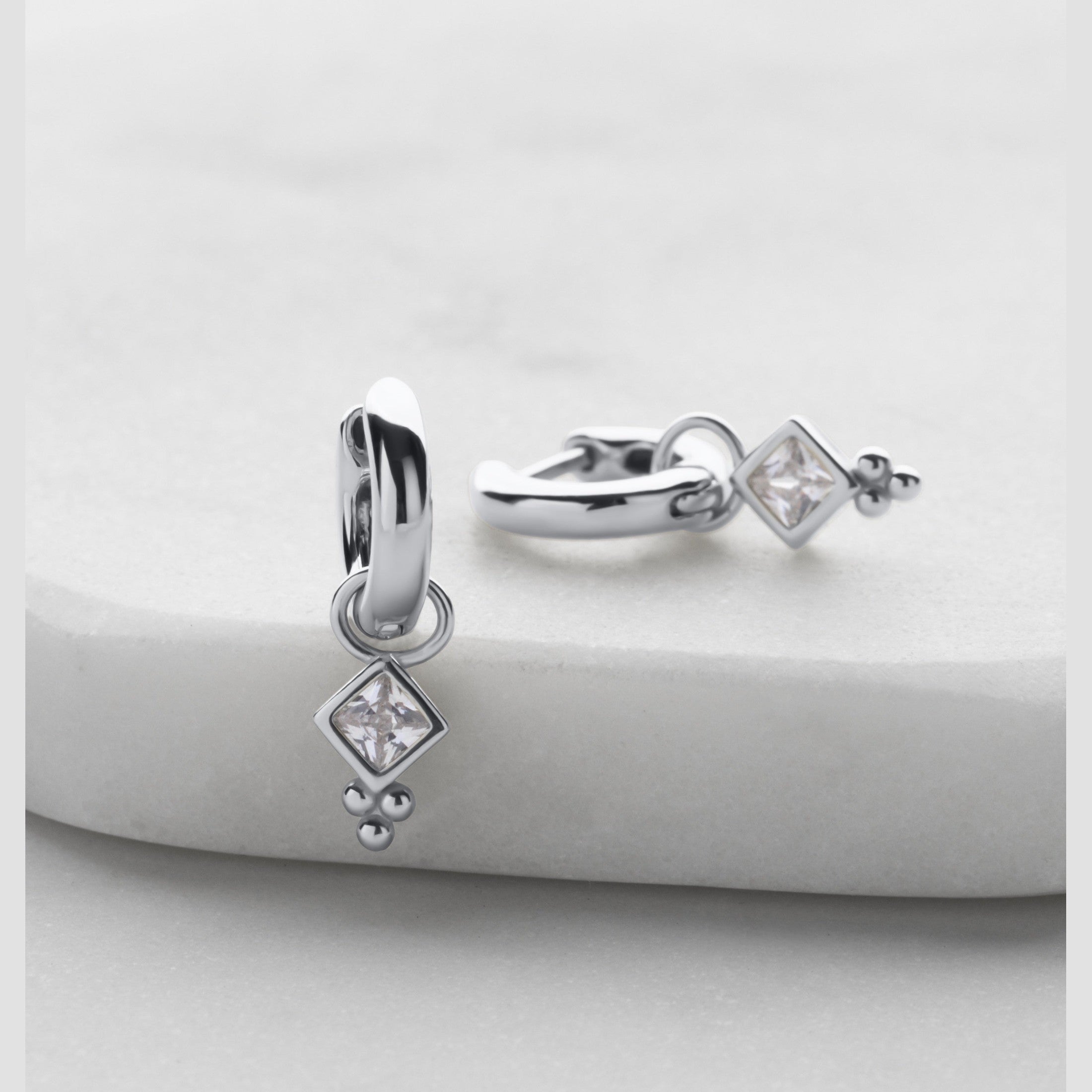 Mabel Huggy - Silver