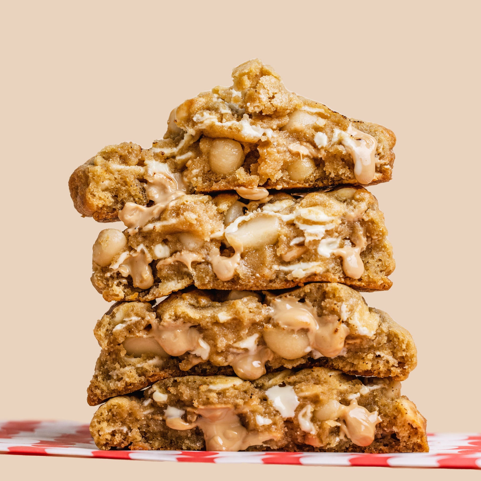 White Choc Macadamia Cookie