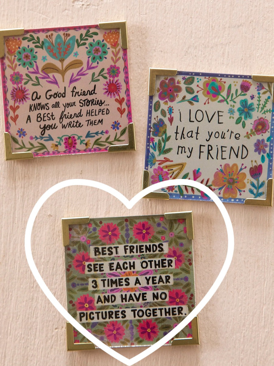 Natural Life - Corner Magnet - Best Friends