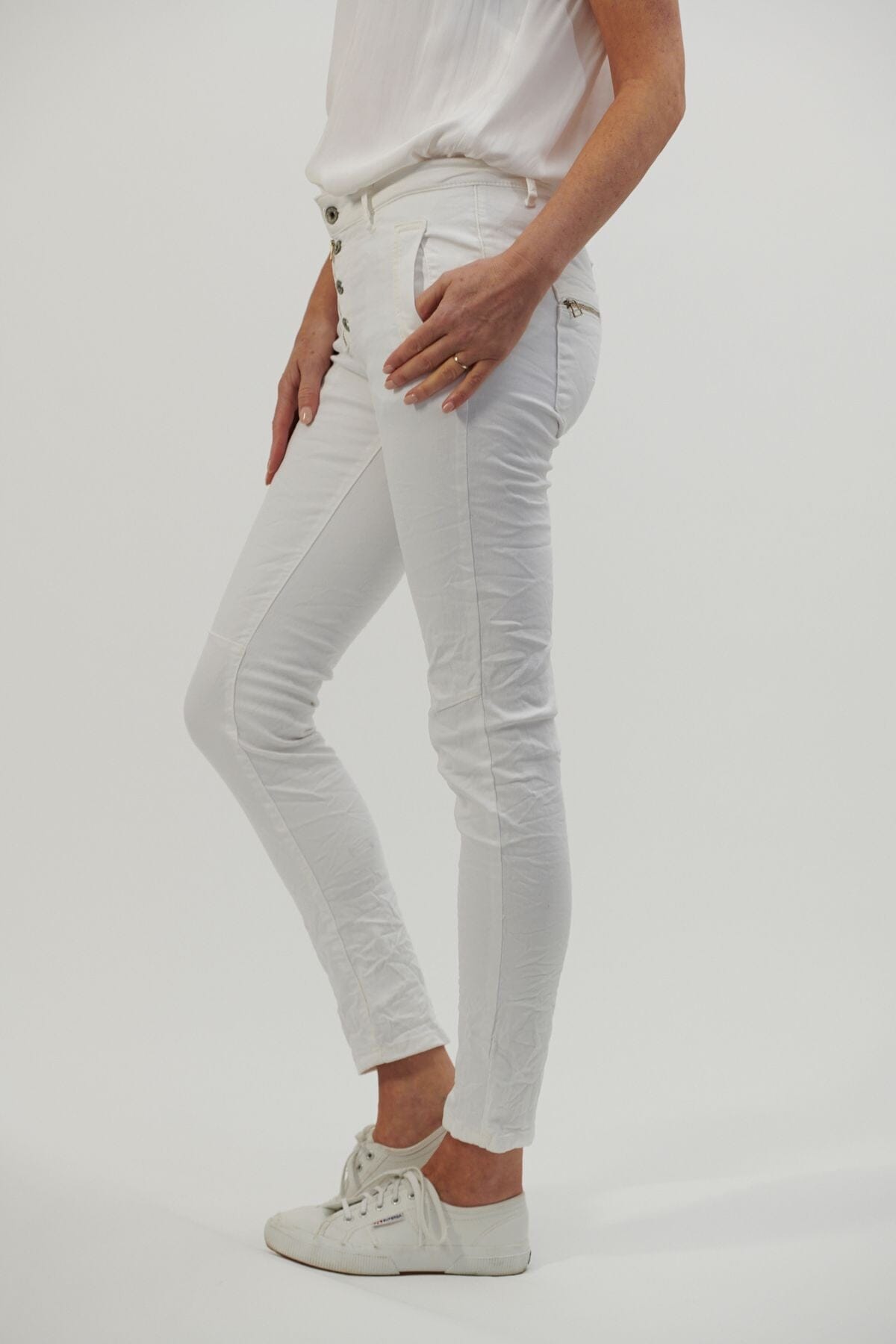 Italian Star Button Jean white