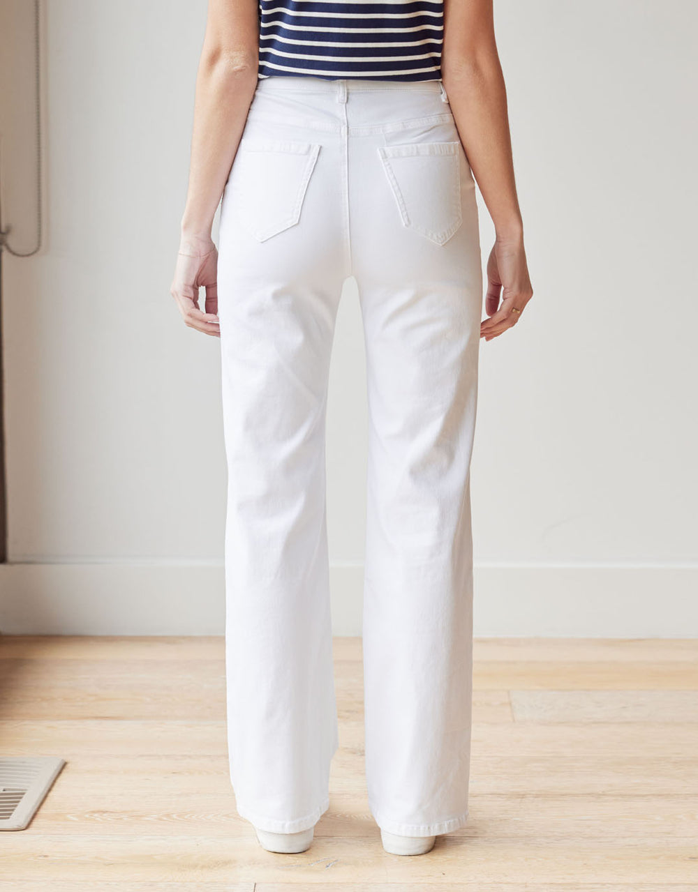 Italian Star shirley Jean White