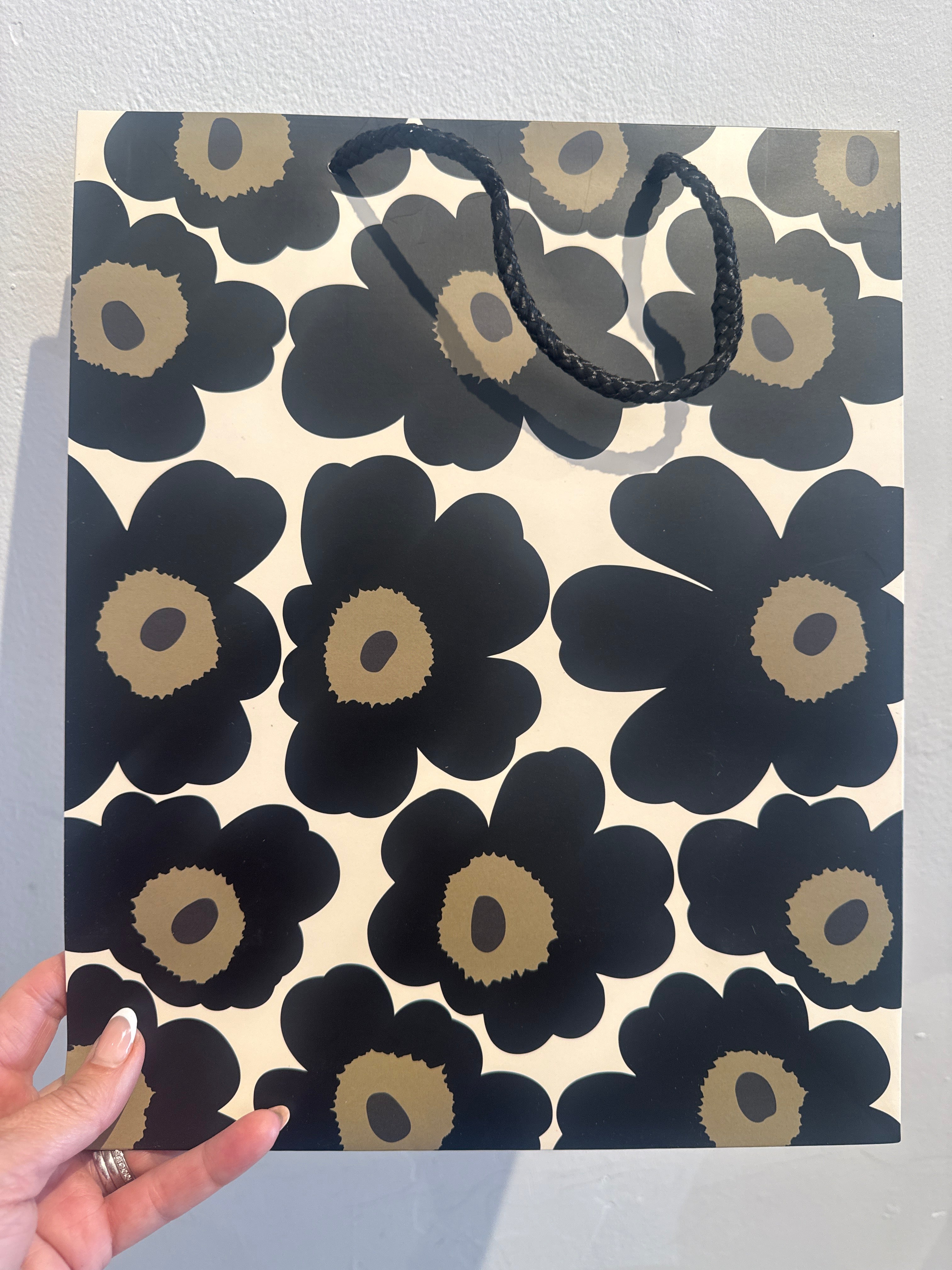 (Medium Poppy Bag 26x32H