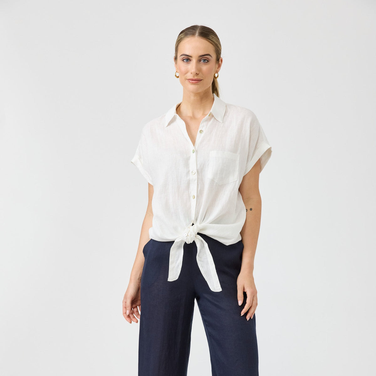 Studio Tie Shirt OSFA - Salt
