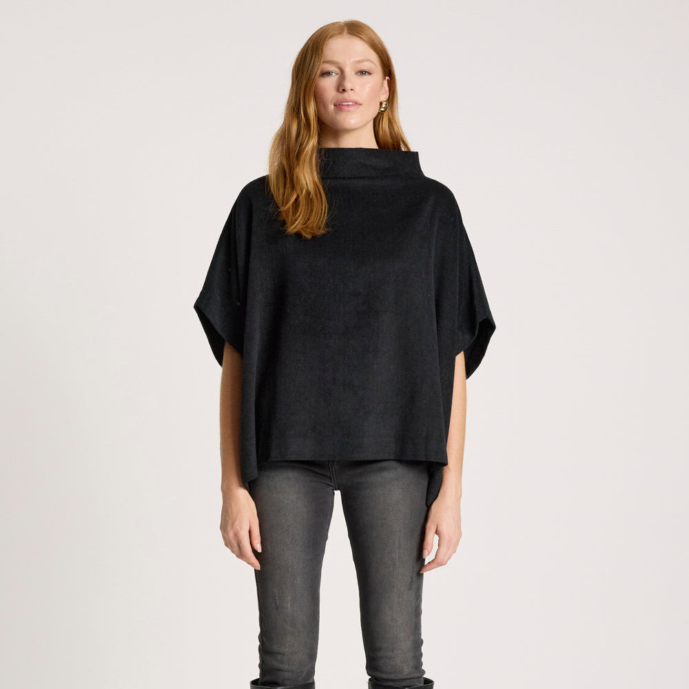 Azul Poncho - Black