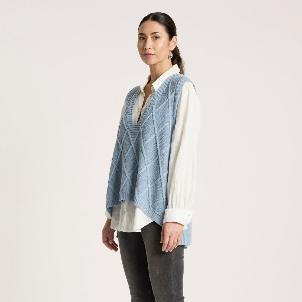 Liora Knit Vest - Lake