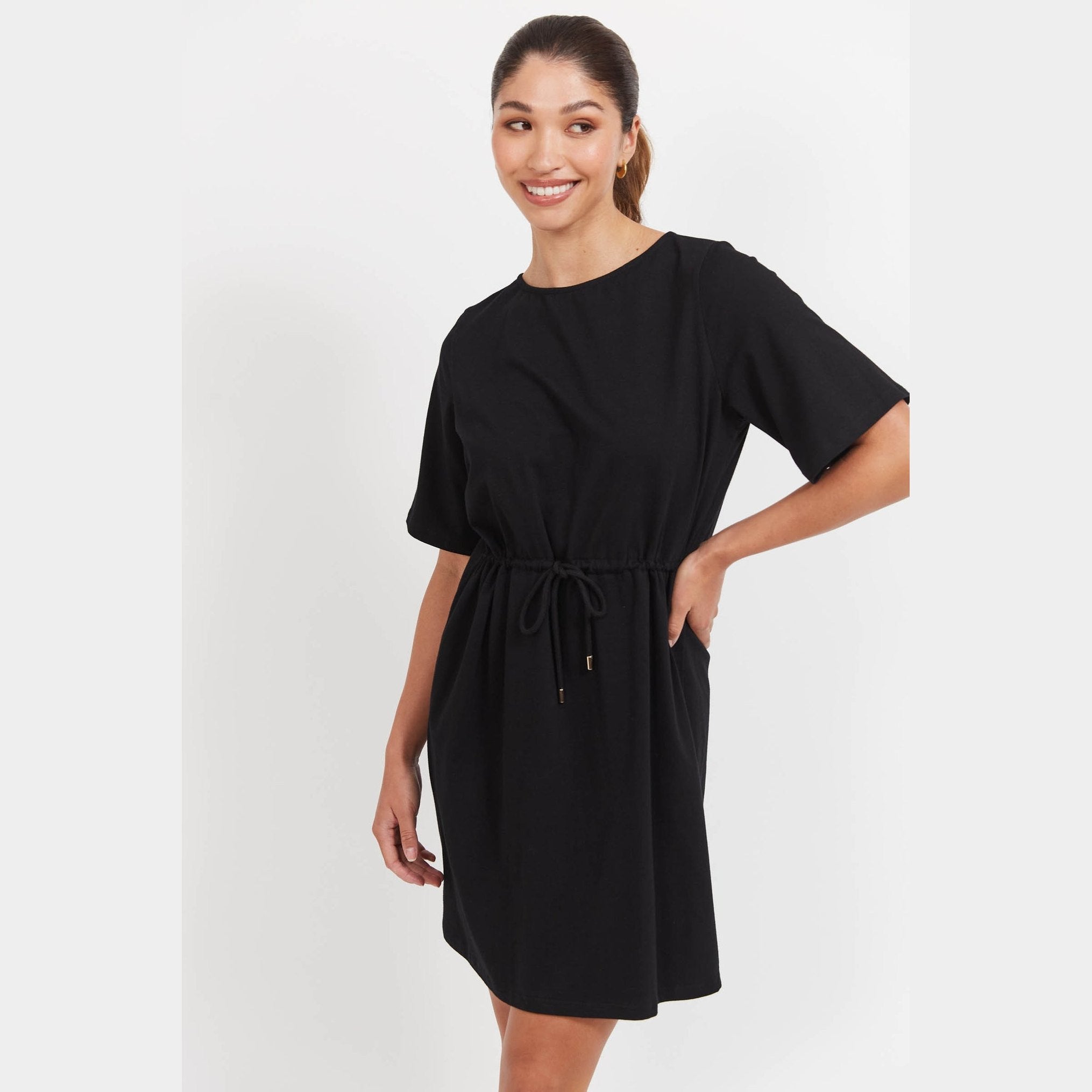 Jardin T-Shirt Dress Black - Haven