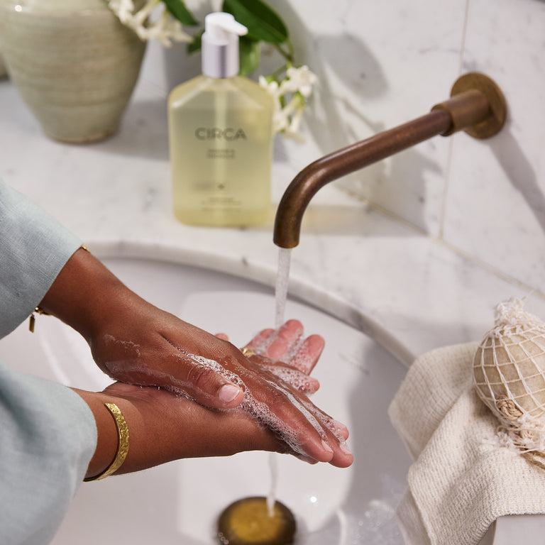 CIRCA White Tea & Wild Mint Hand Wash - 450ml