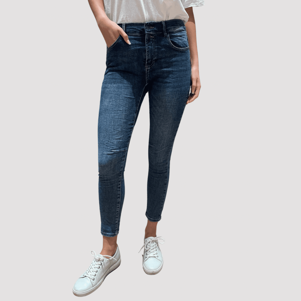 Italian Star Emma Dark Wash