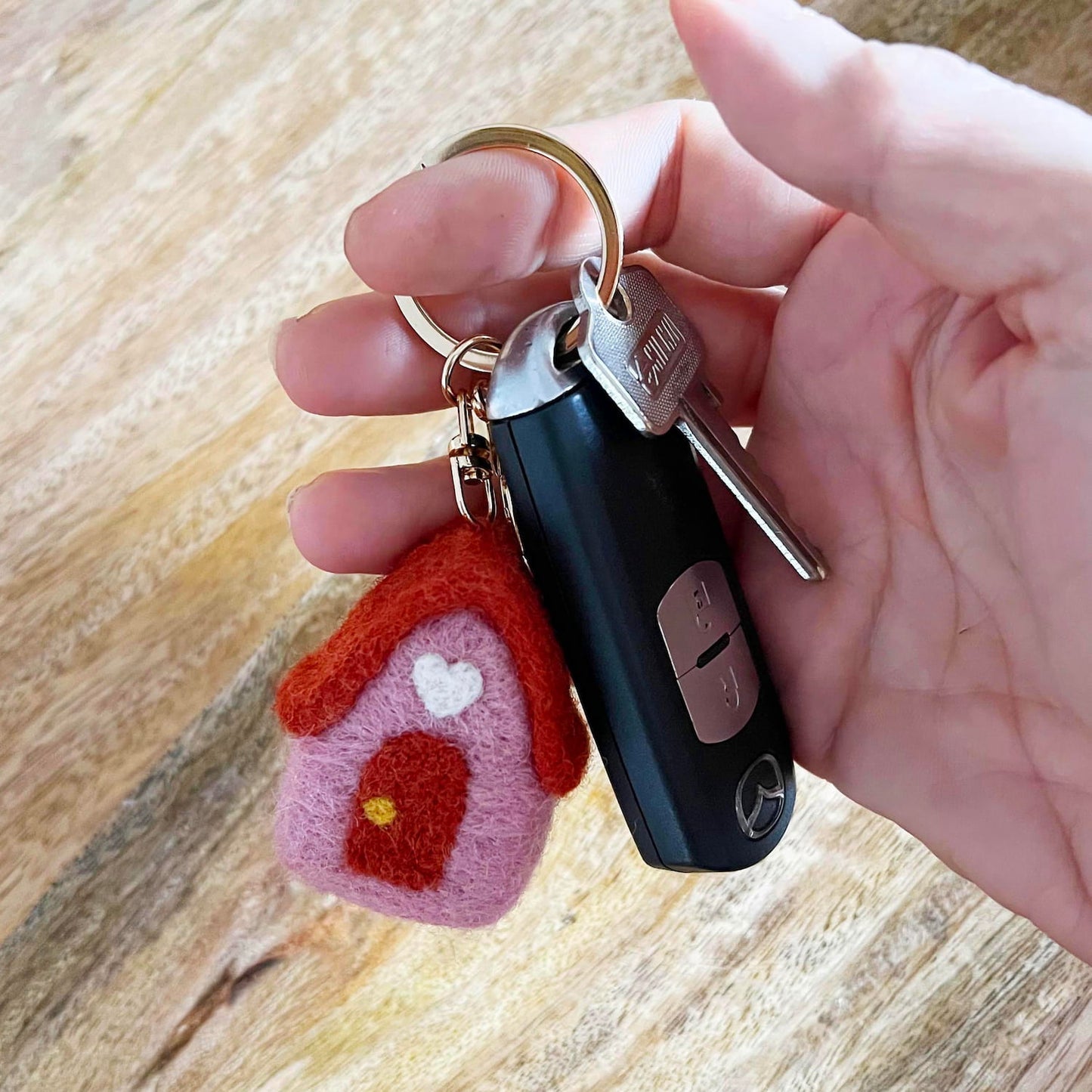 Felt House Keychain - Pink