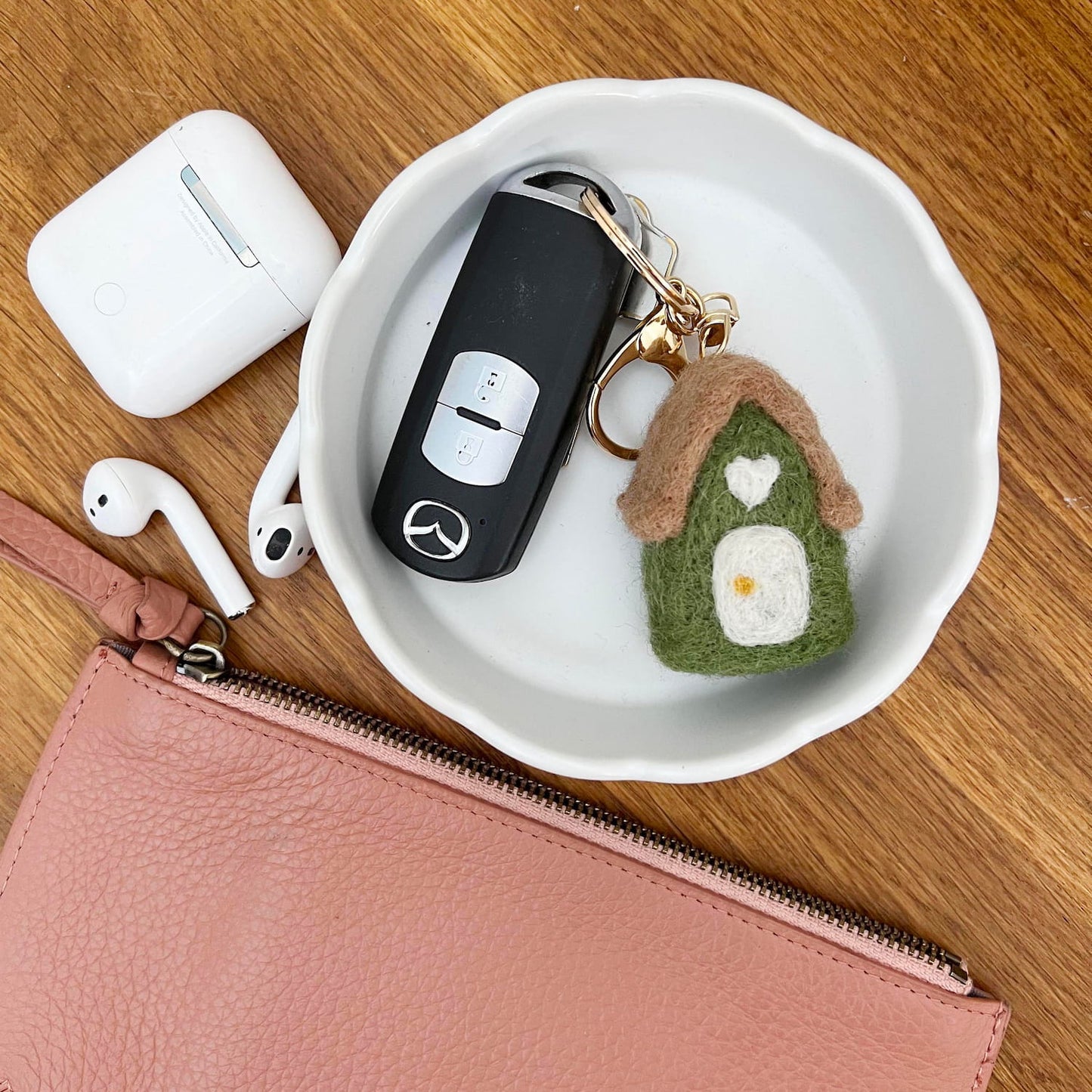 Felt House Keychain - Green