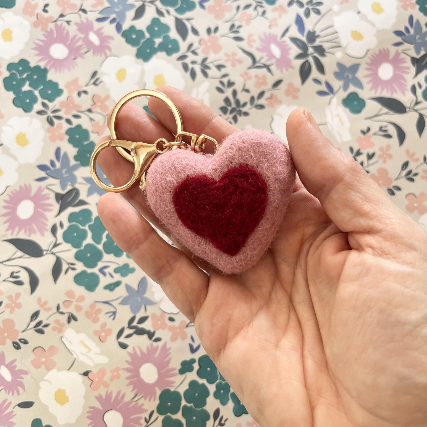 Felt heart  Keychain - Pink