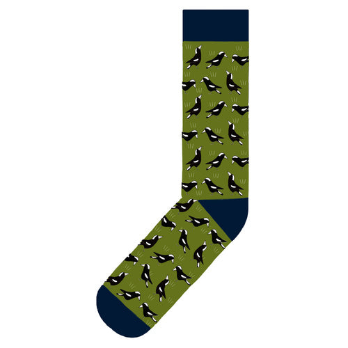 Red Tractor Socks - Magpies on Green Size M