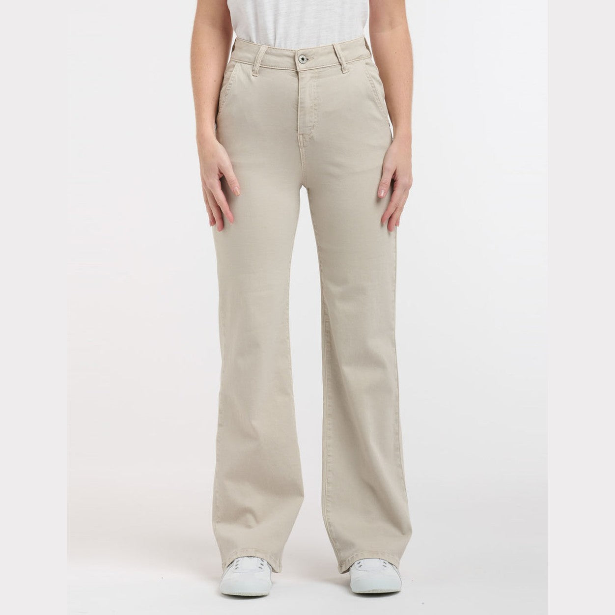 Italian Star  shirley Jean Beige