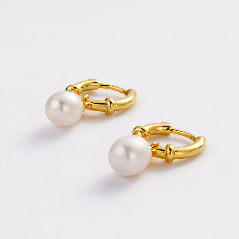 Tessa Pearl Hoop - Gold